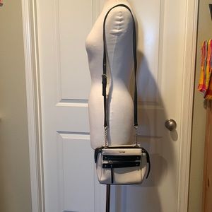 Nine West - NWOT purse.  Lots of room and pockets